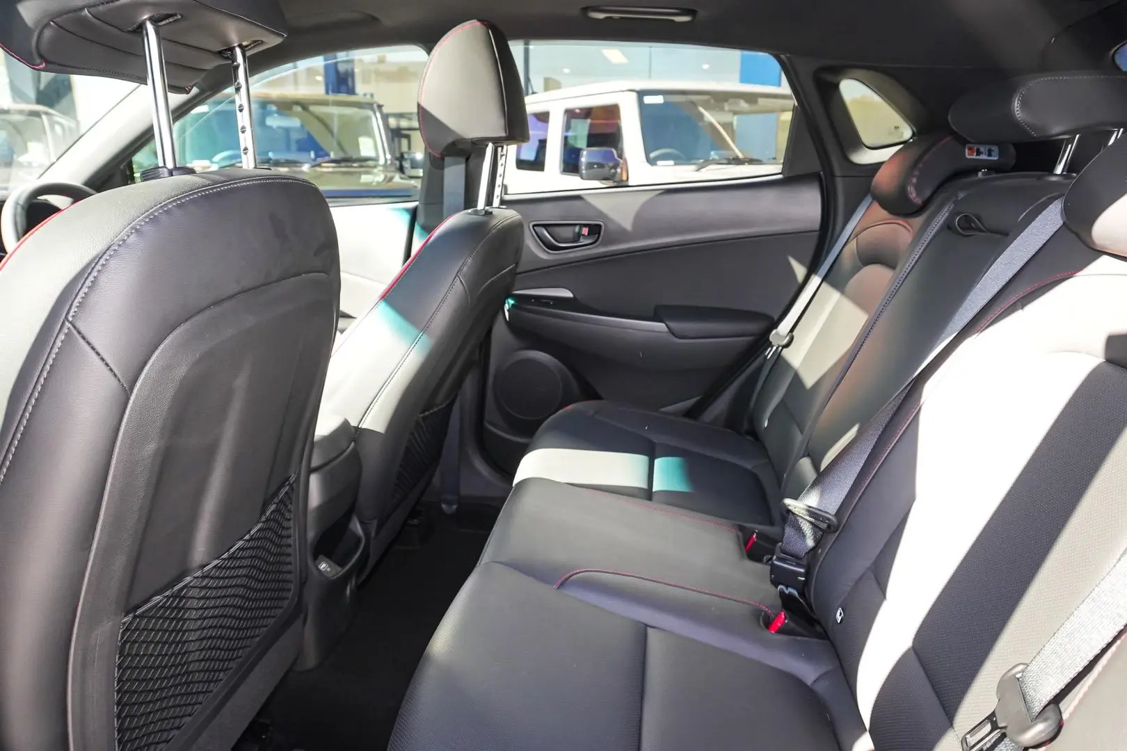 2023 Hyundai Kona Gallery Image 8