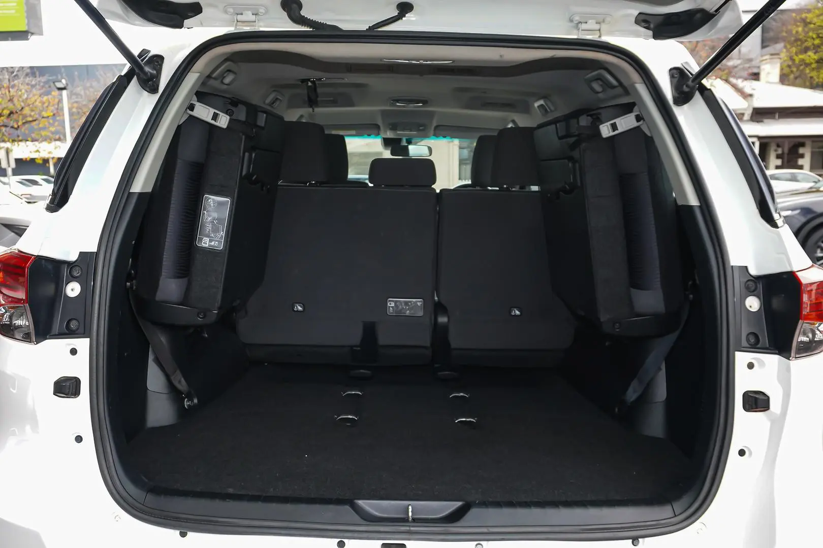 2023 Toyota Fortuner Gallery Image 9