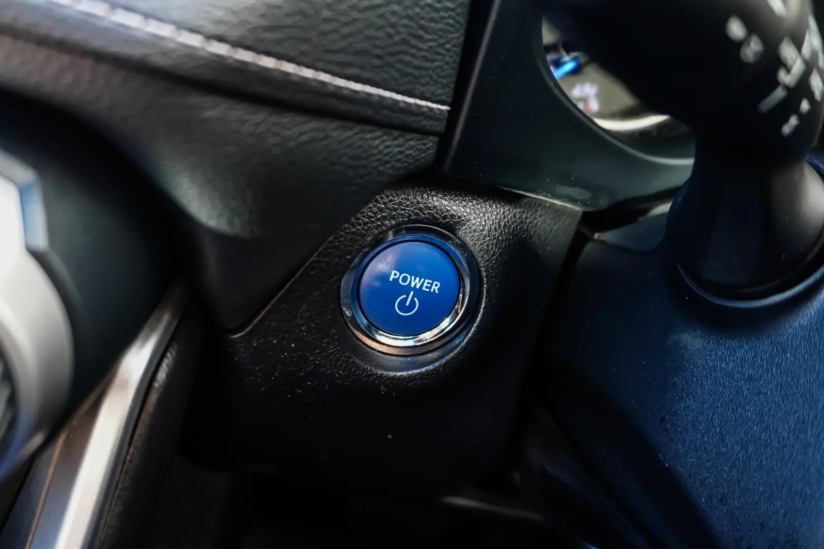 2022 Toyota RAV4 Gallery Image 25