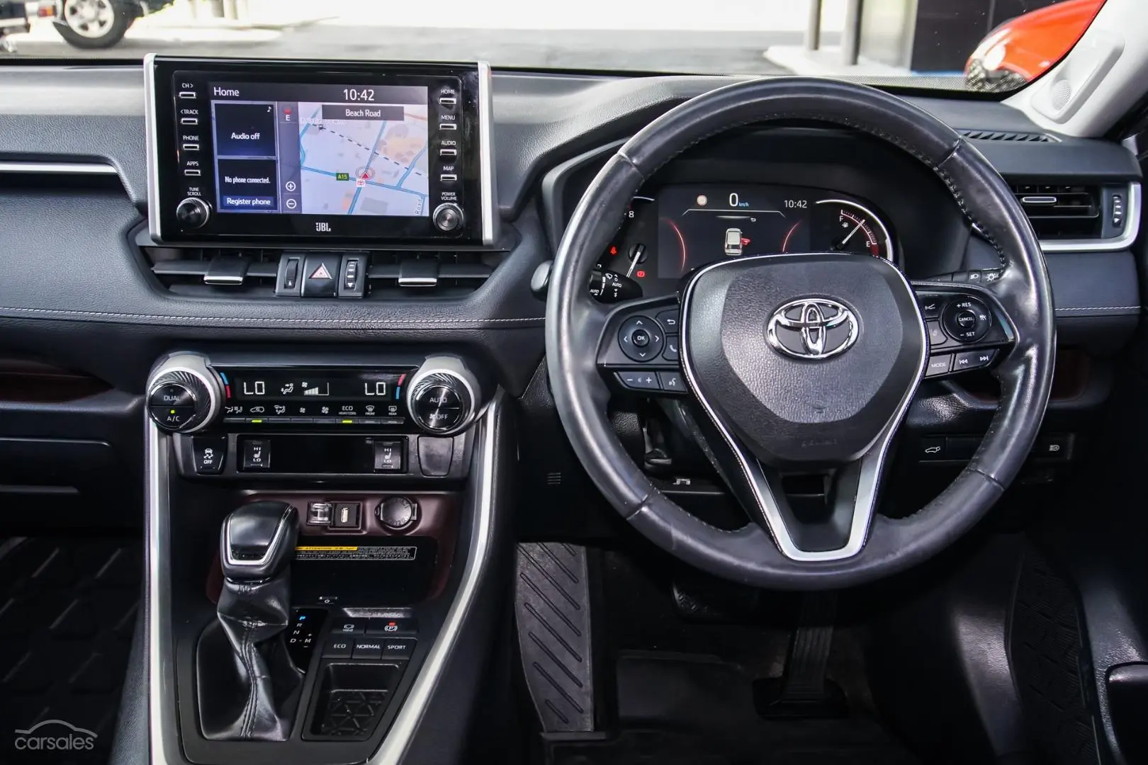 2019 Toyota RAV4 Image 9