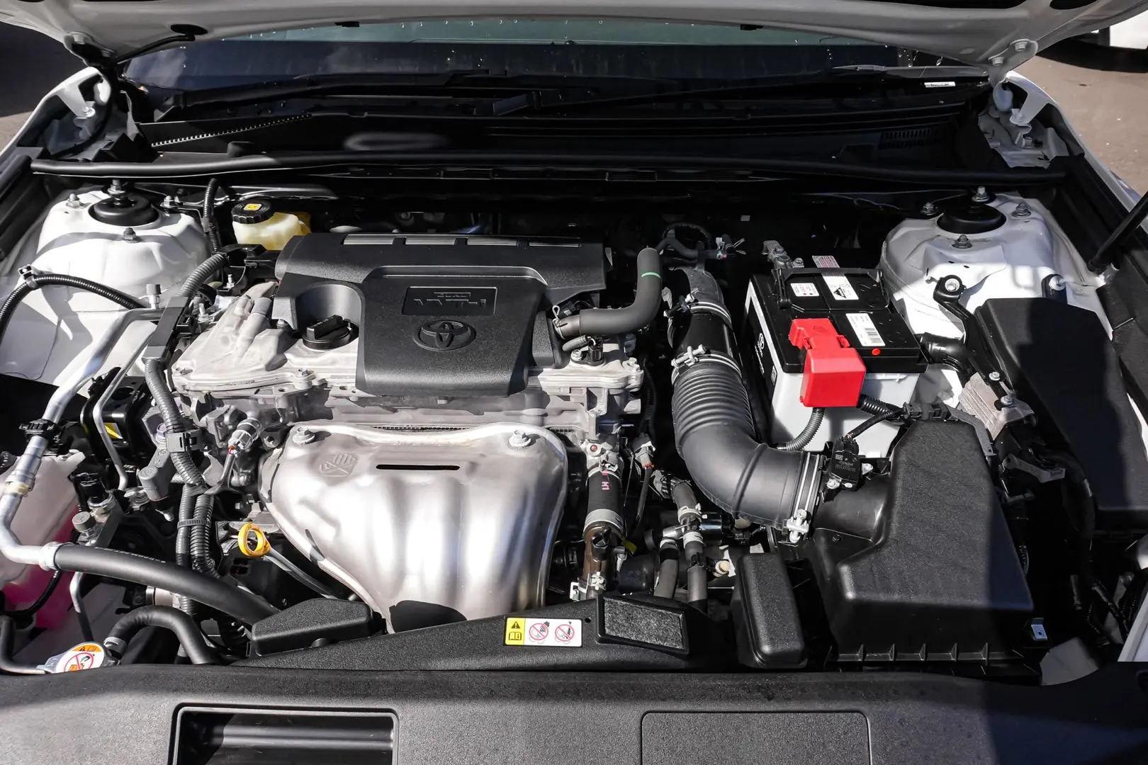 2019 Toyota Camry Gallery Image 21