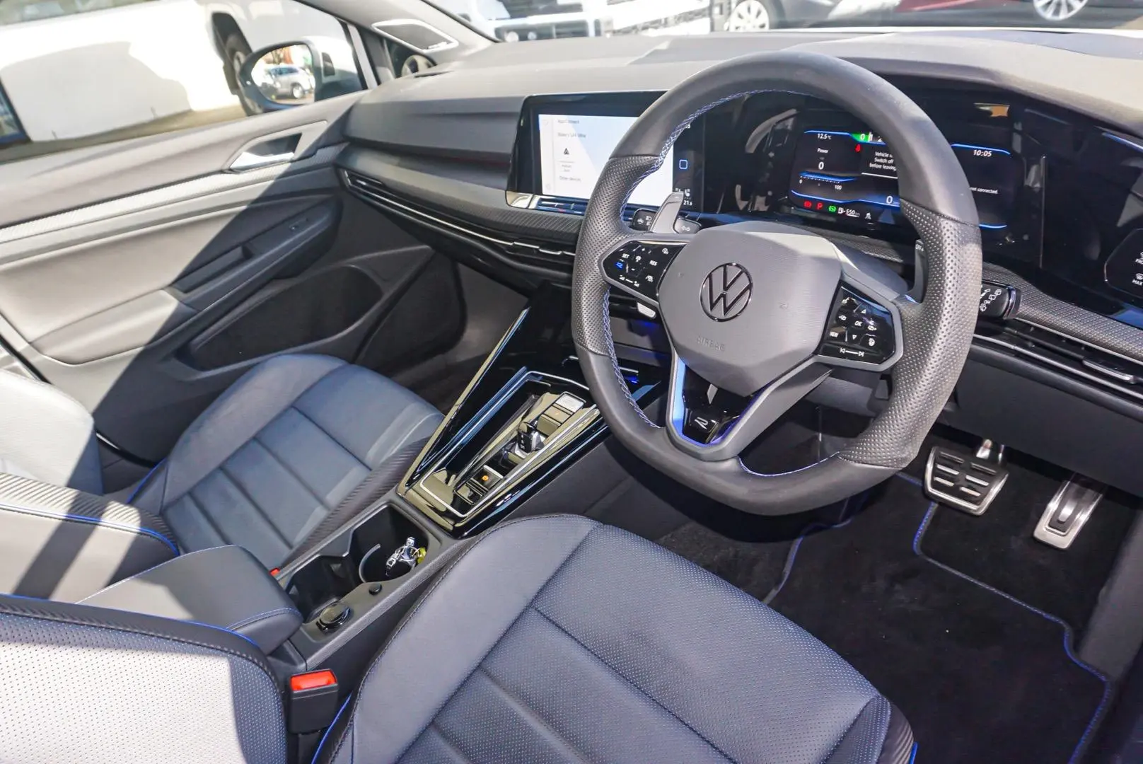 2023 Volkswagen Golf Gallery Image 7