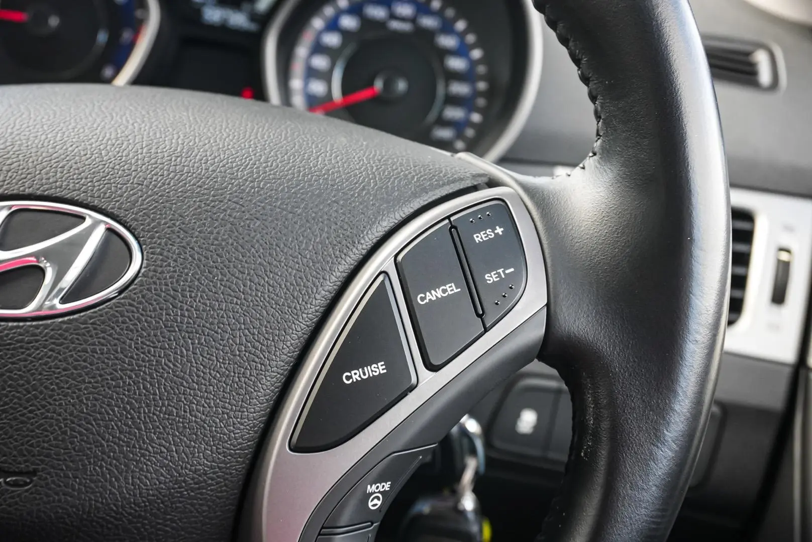 2014 Hyundai Elantra Gallery Image 20
