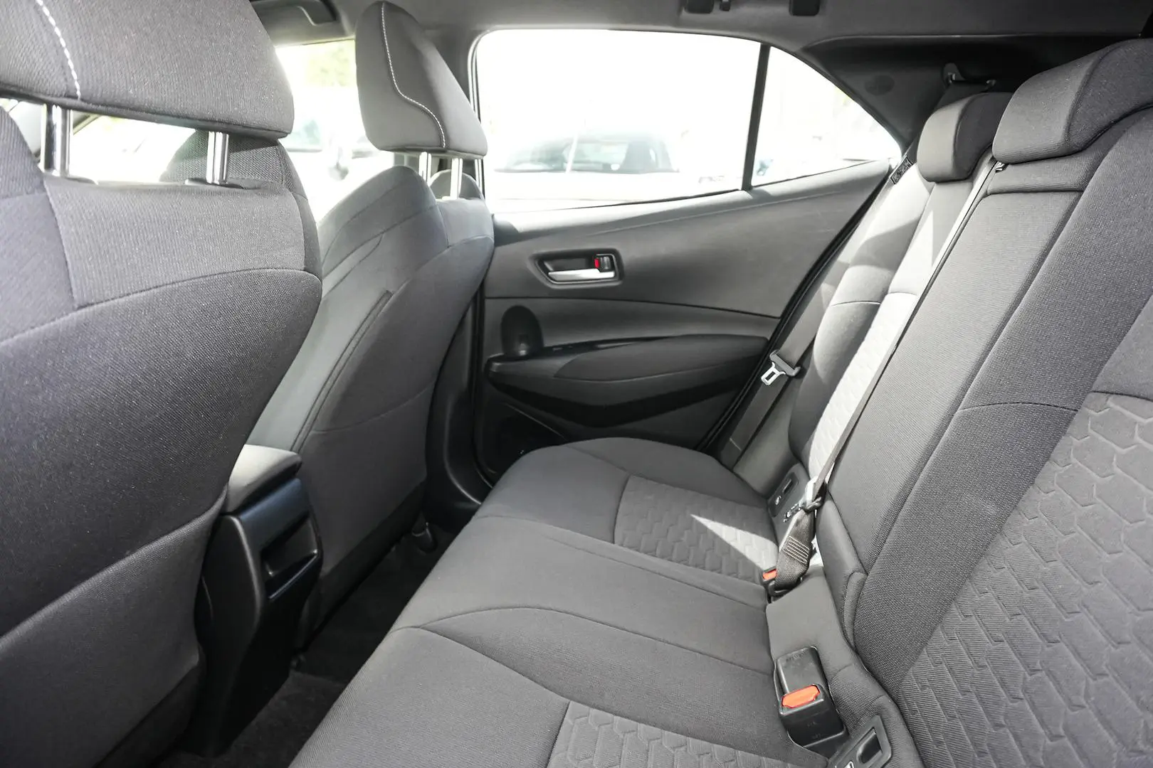 2020 Toyota Corolla Gallery Image 12