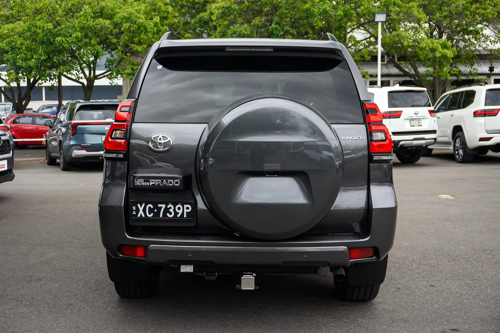 2022 Toyota Landcruiser Prado Gallery Image 6