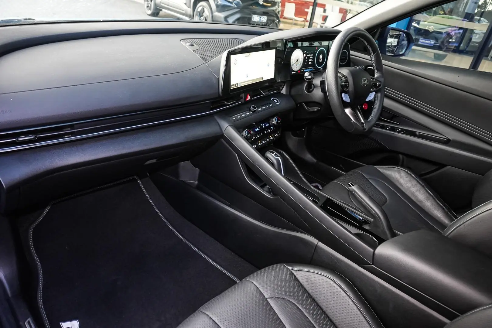 2025 Hyundai i30 Gallery Image 10