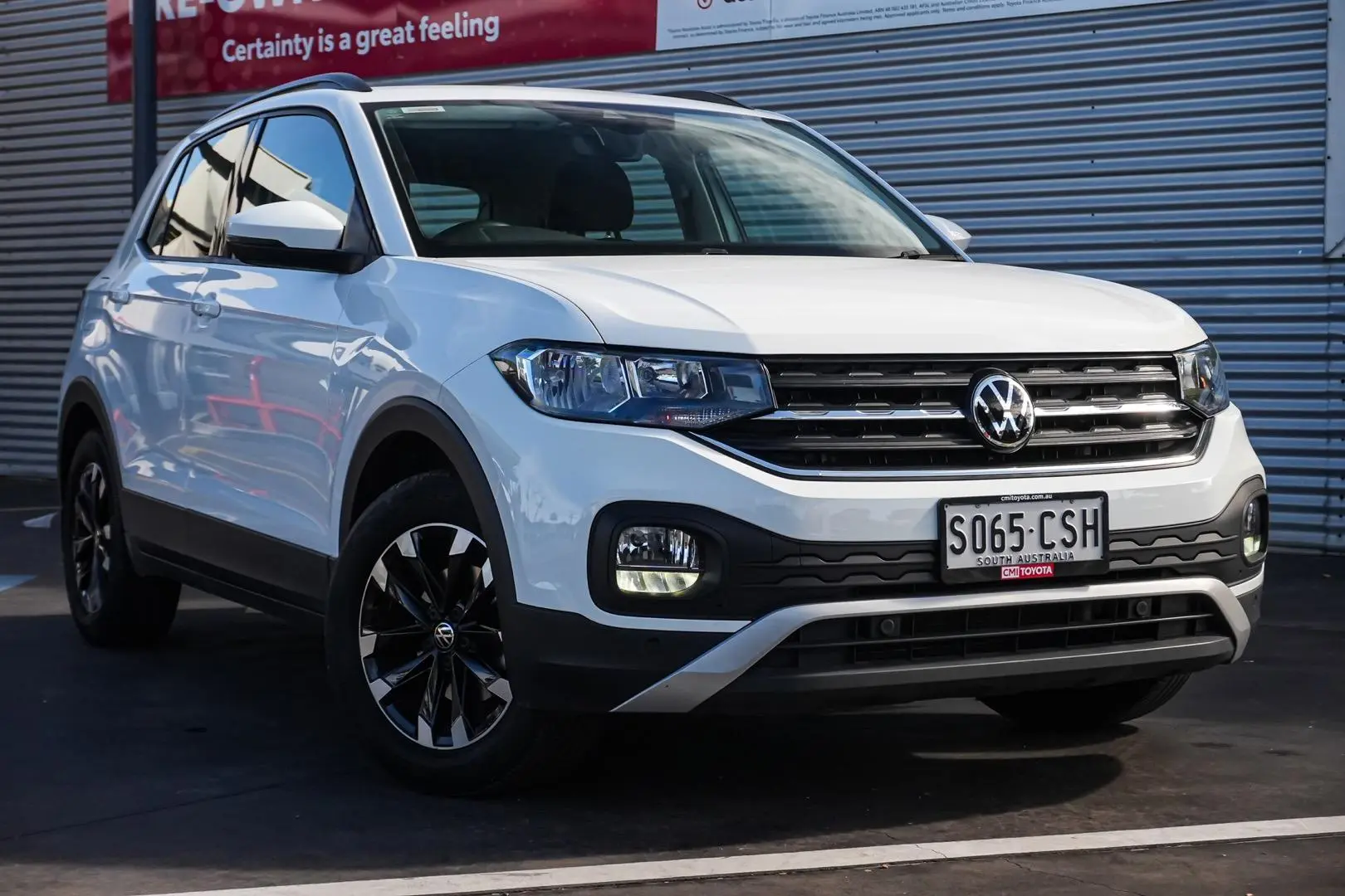 2022 Volkswagen T-Cross Gallery Image 2