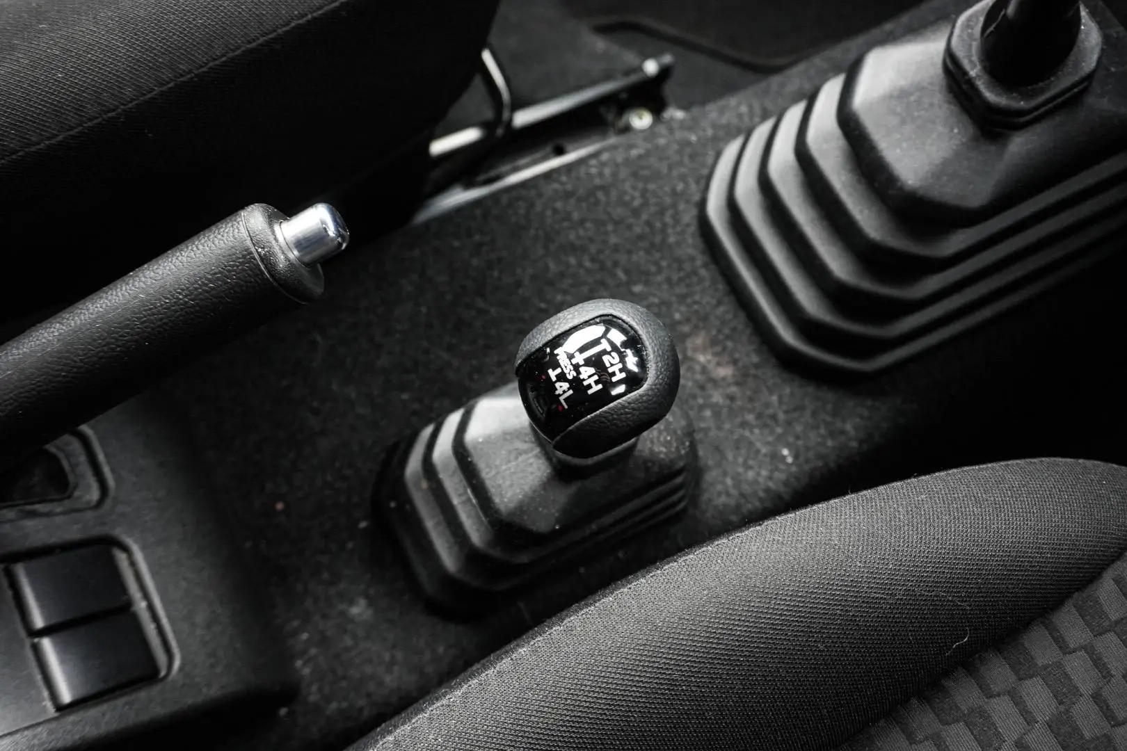 2024 Suzuki Jimny Gallery Image 18
