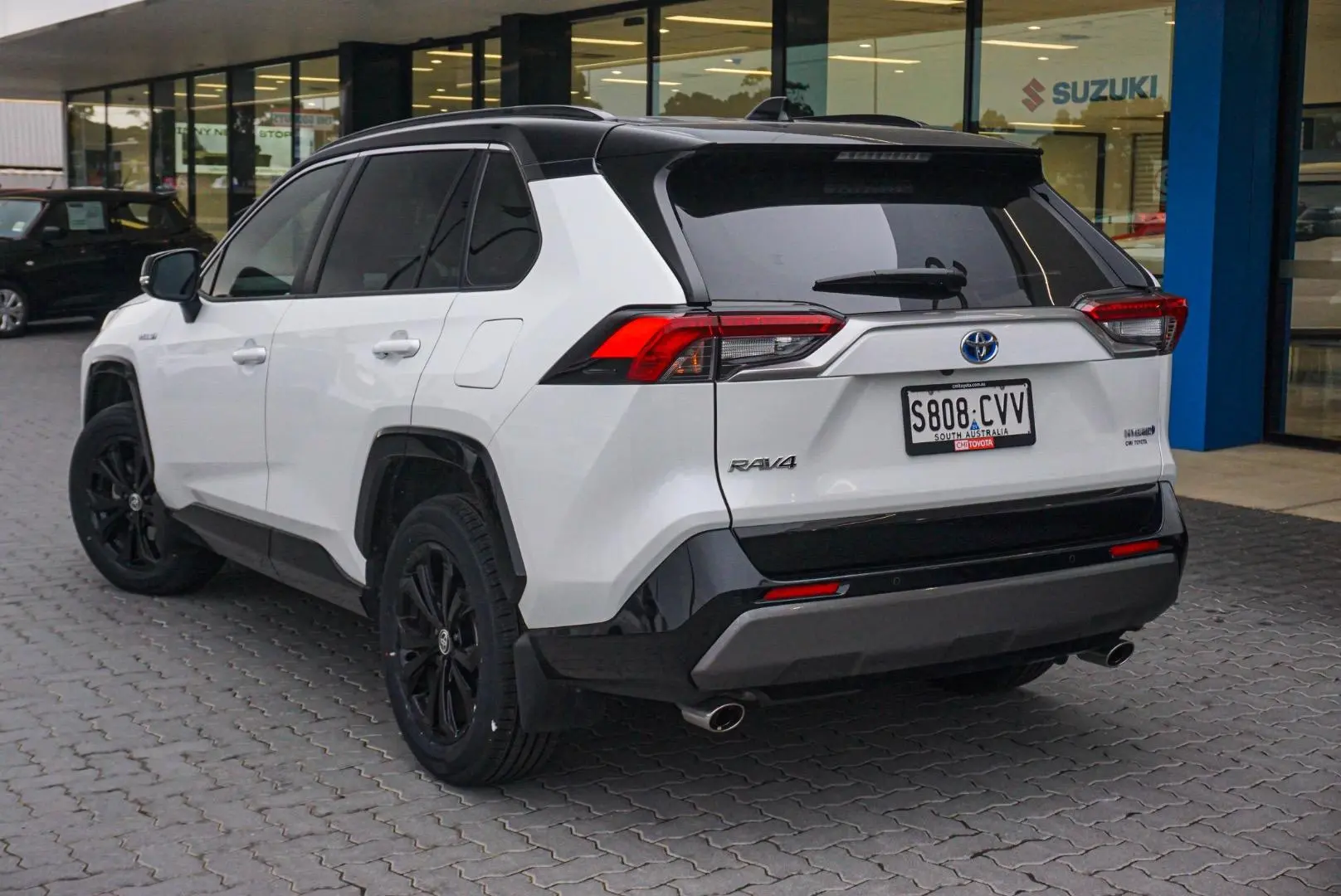 2023 Toyota RAV4 Gallery Image 3
