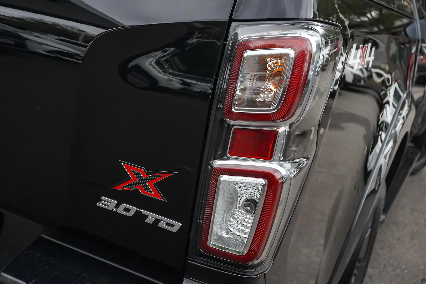 2022 Isuzu D-MAX Gallery Image 13