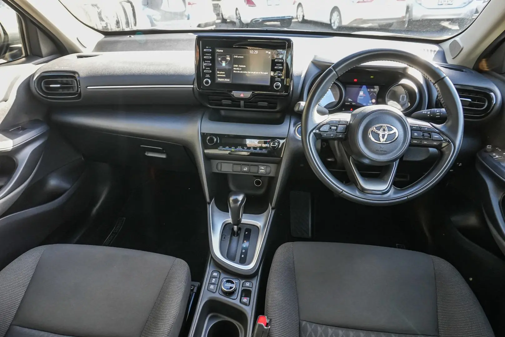 2022 Toyota Yaris Cross Gallery Image 8