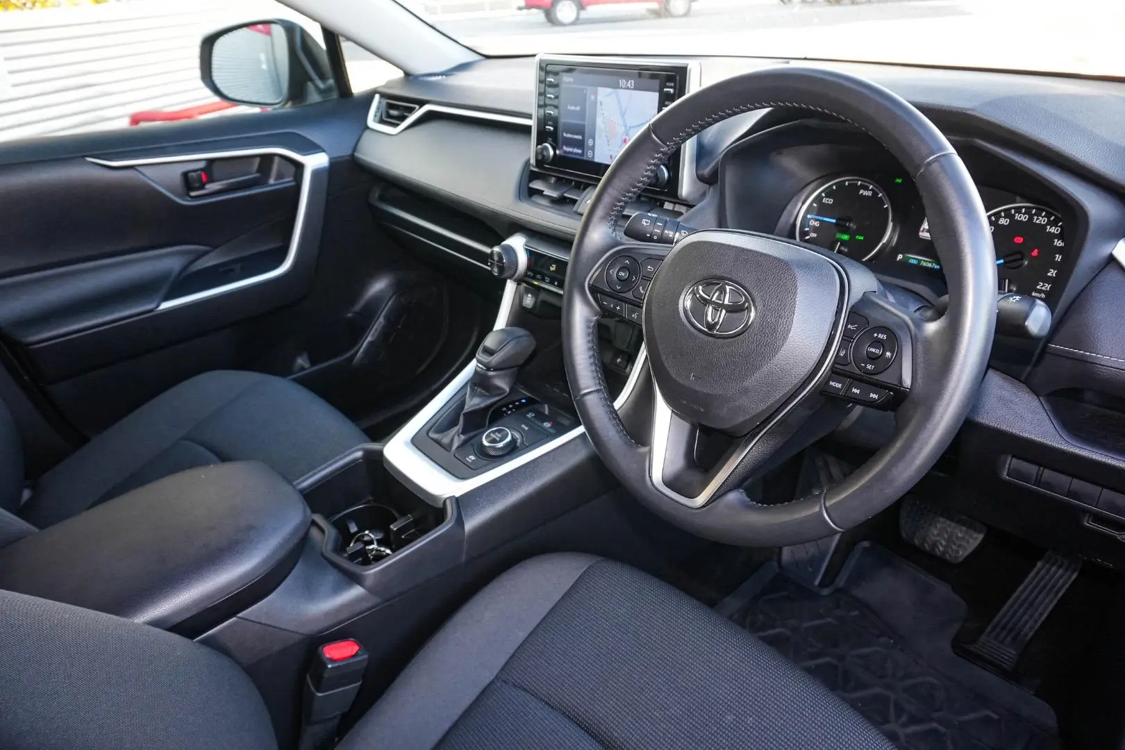 2022 Toyota RAV4 Gallery Image 7
