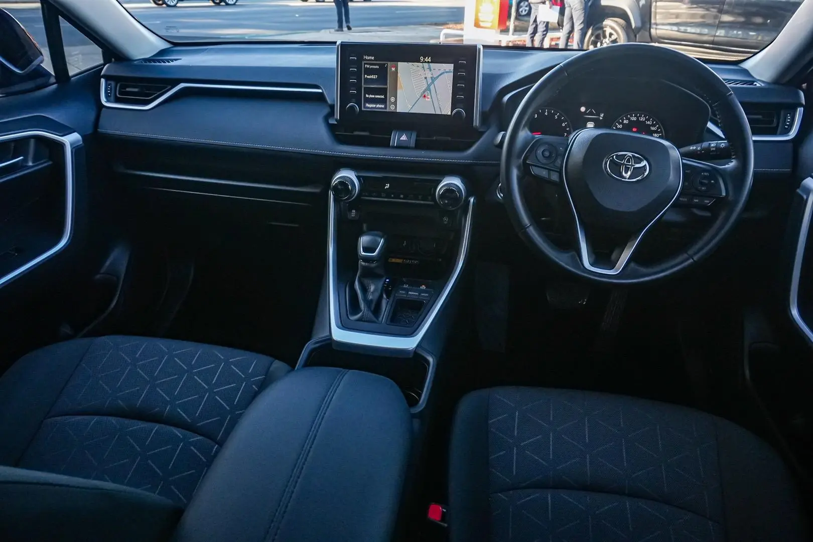 2022 Toyota RAV4 Gallery Image 10