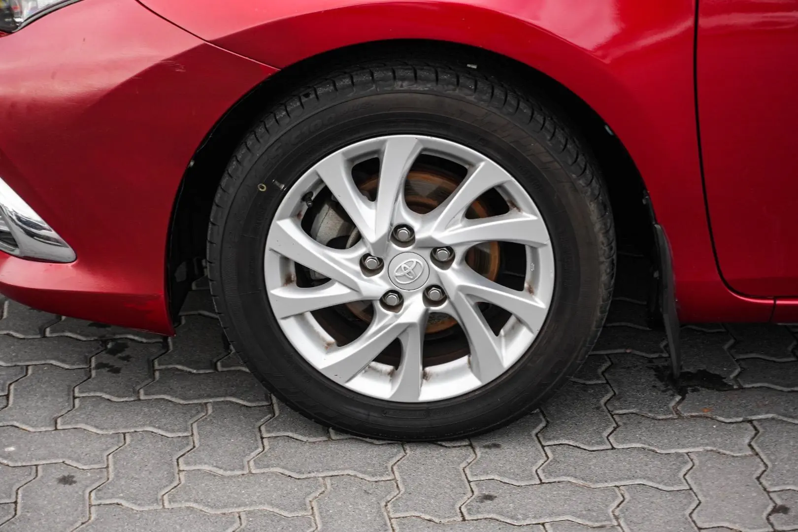 2016 Toyota Corolla Gallery Image 13