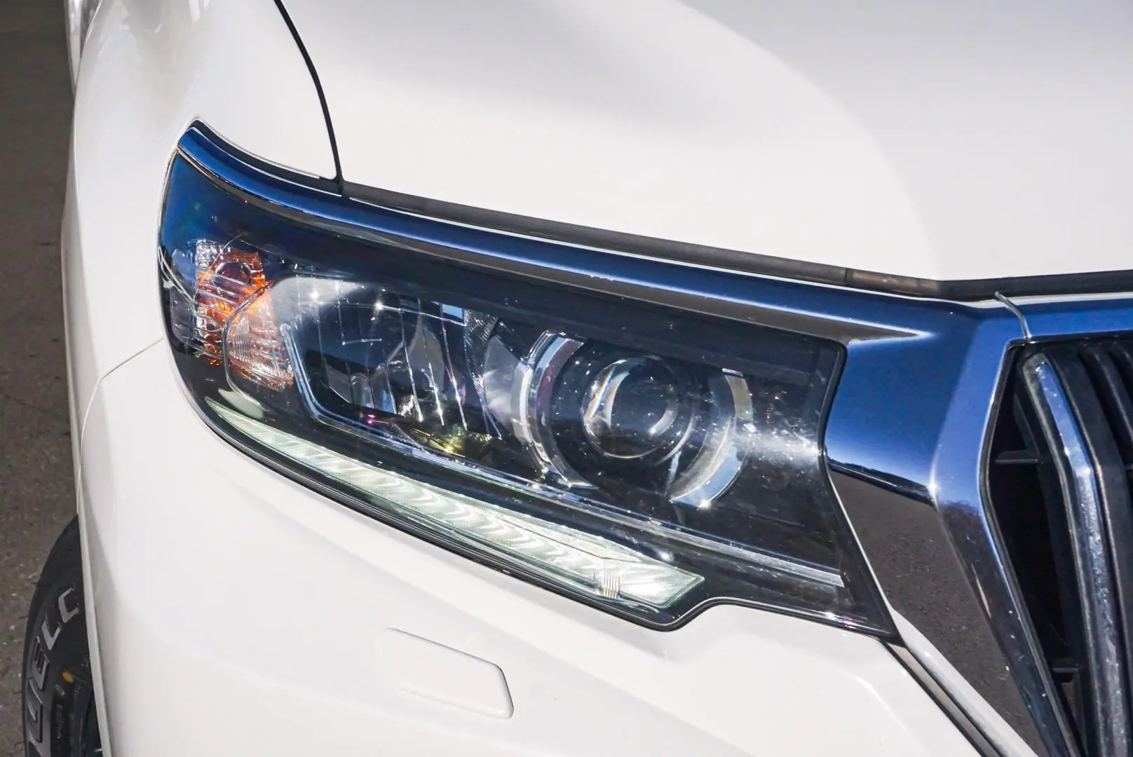 2019 Toyota Landcruiser Prado Gallery Image 12