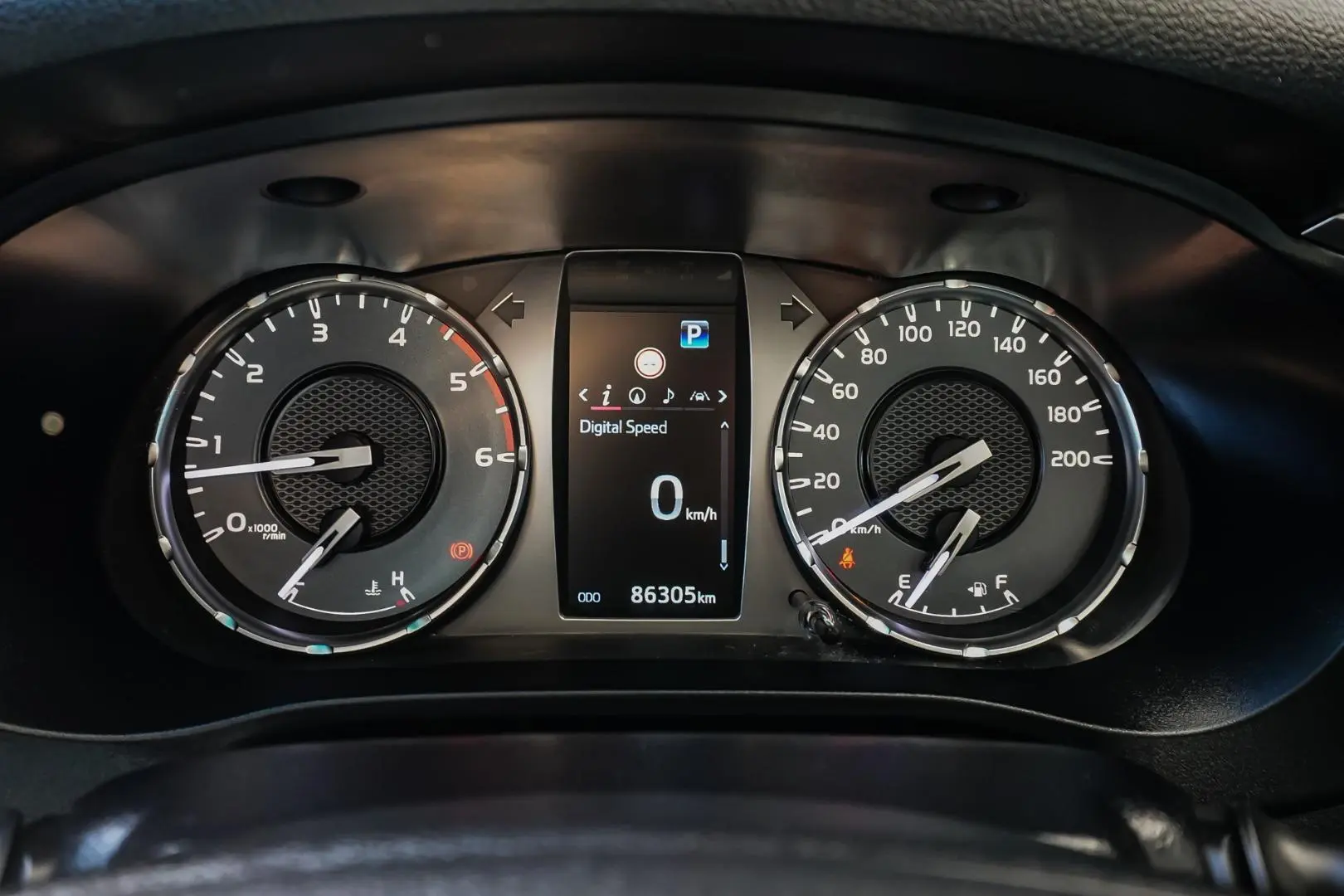 2022 Toyota Hilux Gallery Image 18