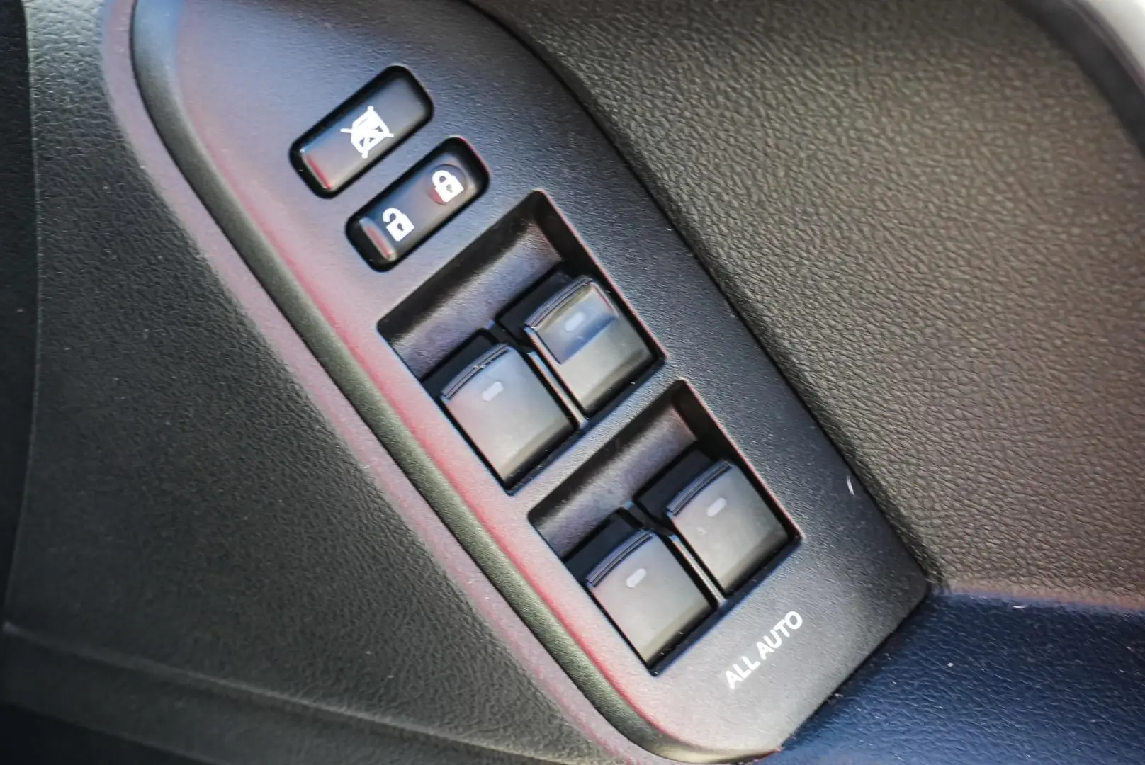 2021 Toyota Landcruiser Prado Gallery Image 18