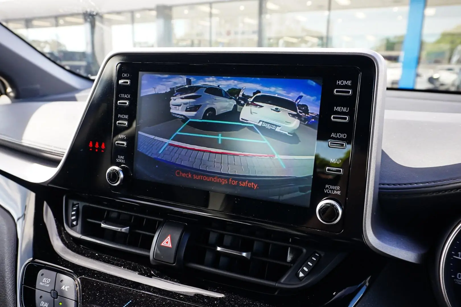 2023 Toyota C-HR Gallery Image 22