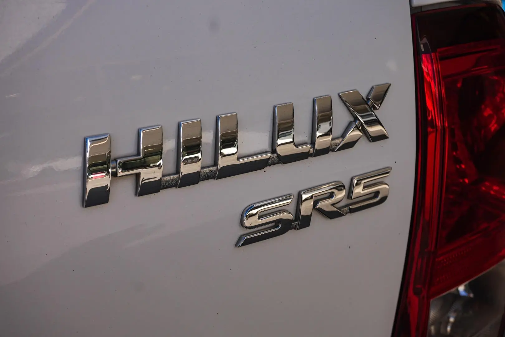 2017 Toyota Hilux Gallery Image 14