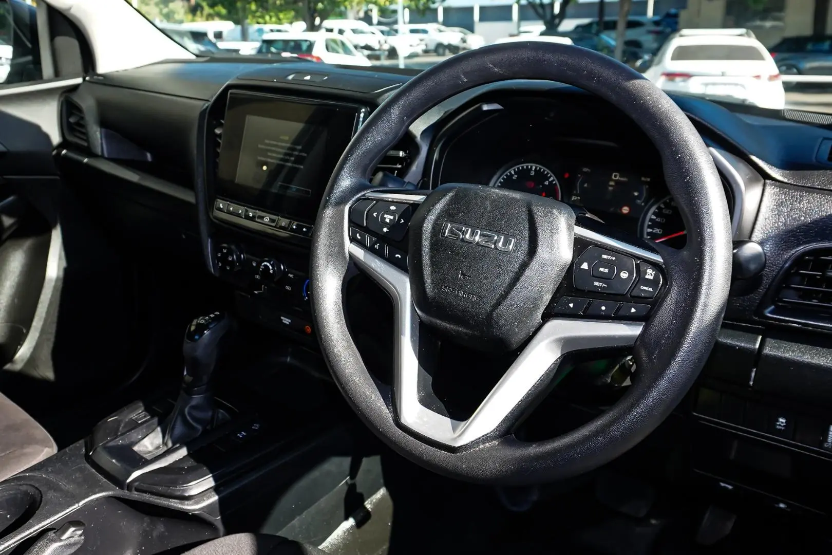 2020 Isuzu D-MAX Gallery Image 7