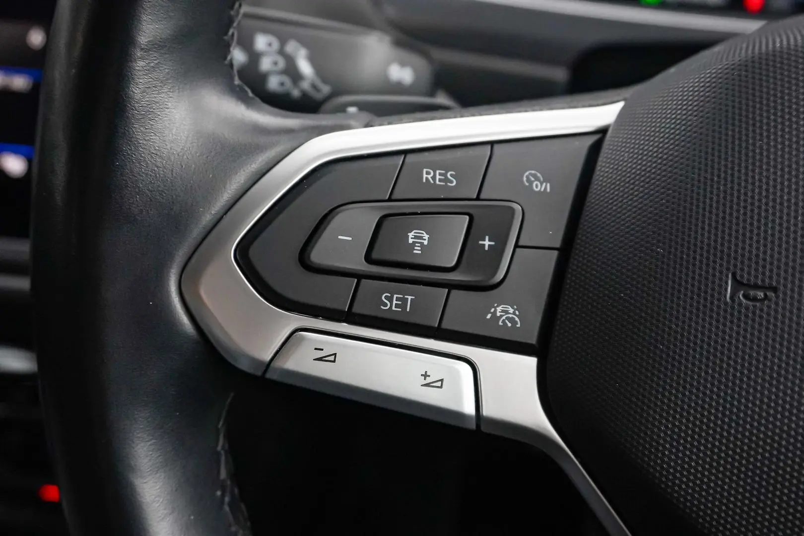 2022 Volkswagen Tiguan Gallery Image 21