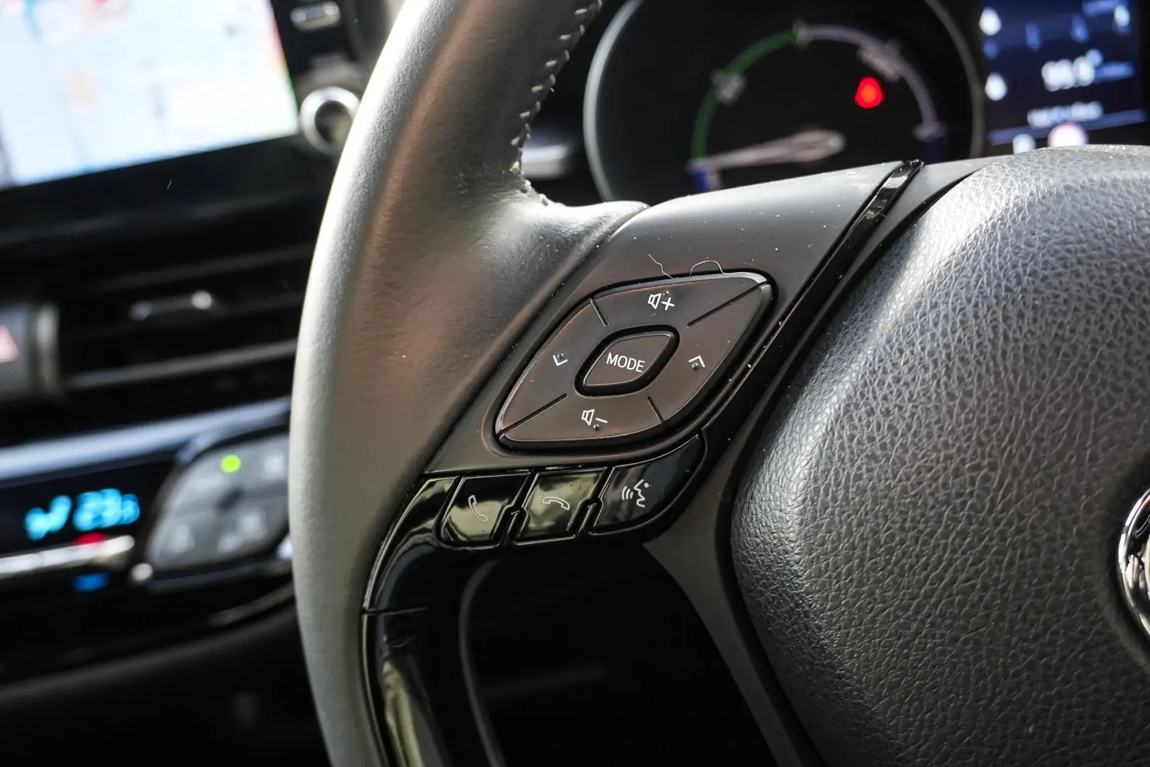 2022 Toyota C-HR Gallery Image 20