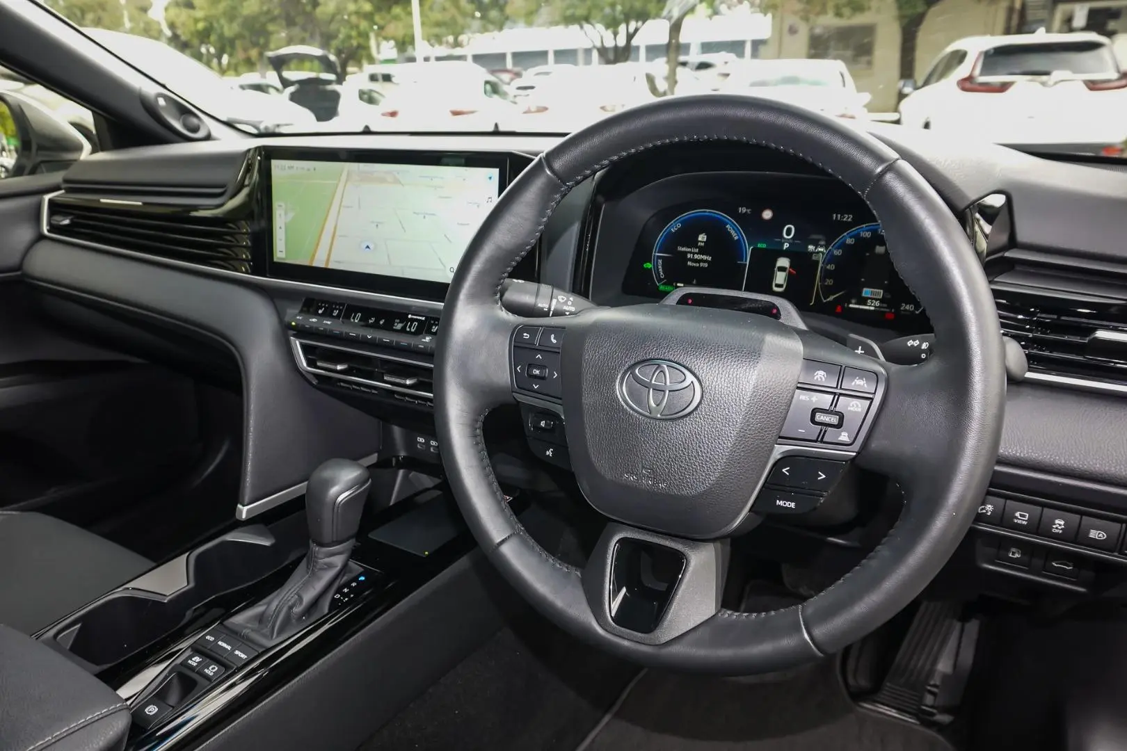 2025 Toyota Camry Gallery Image 6