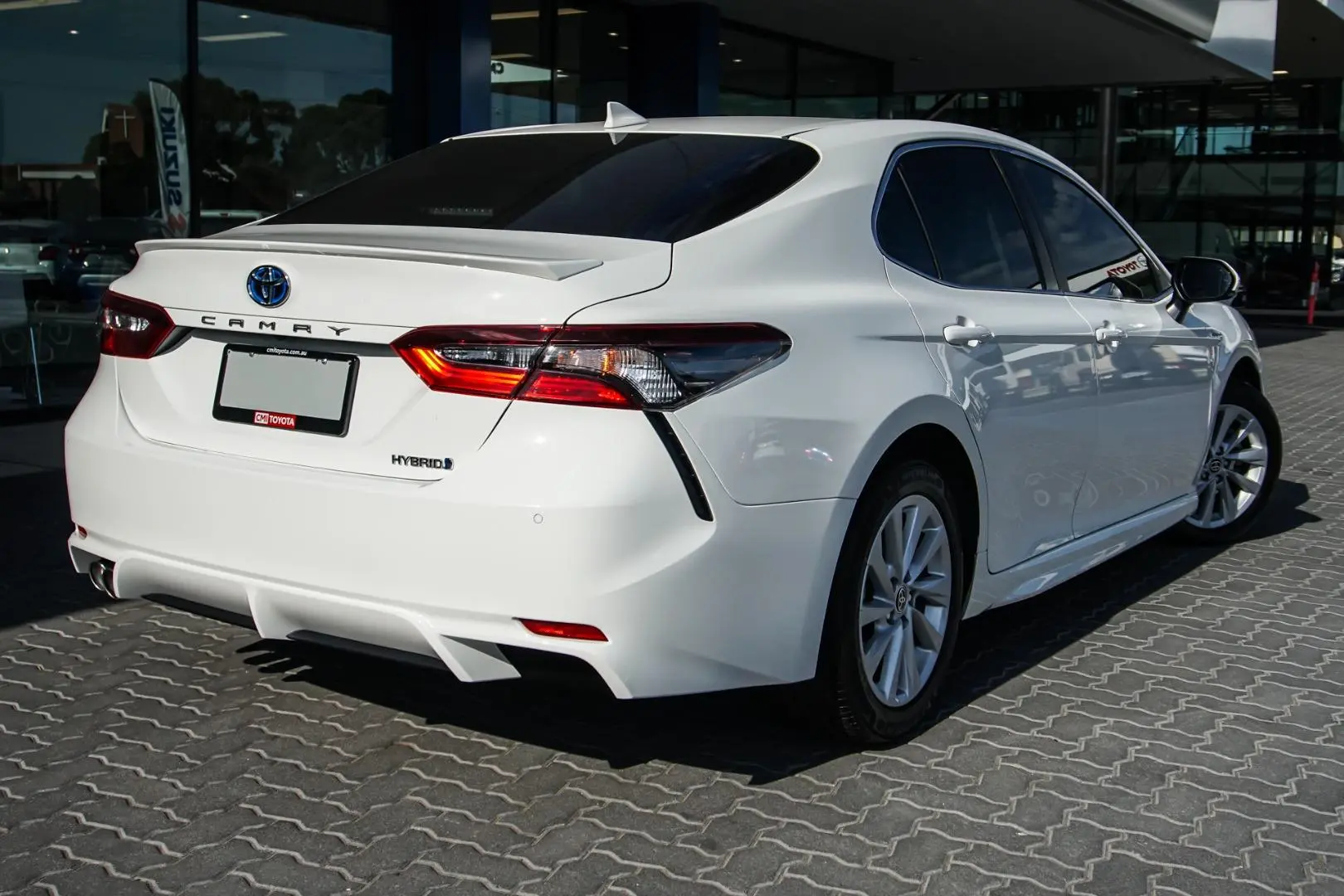 2022 Toyota Camry Gallery Image 2