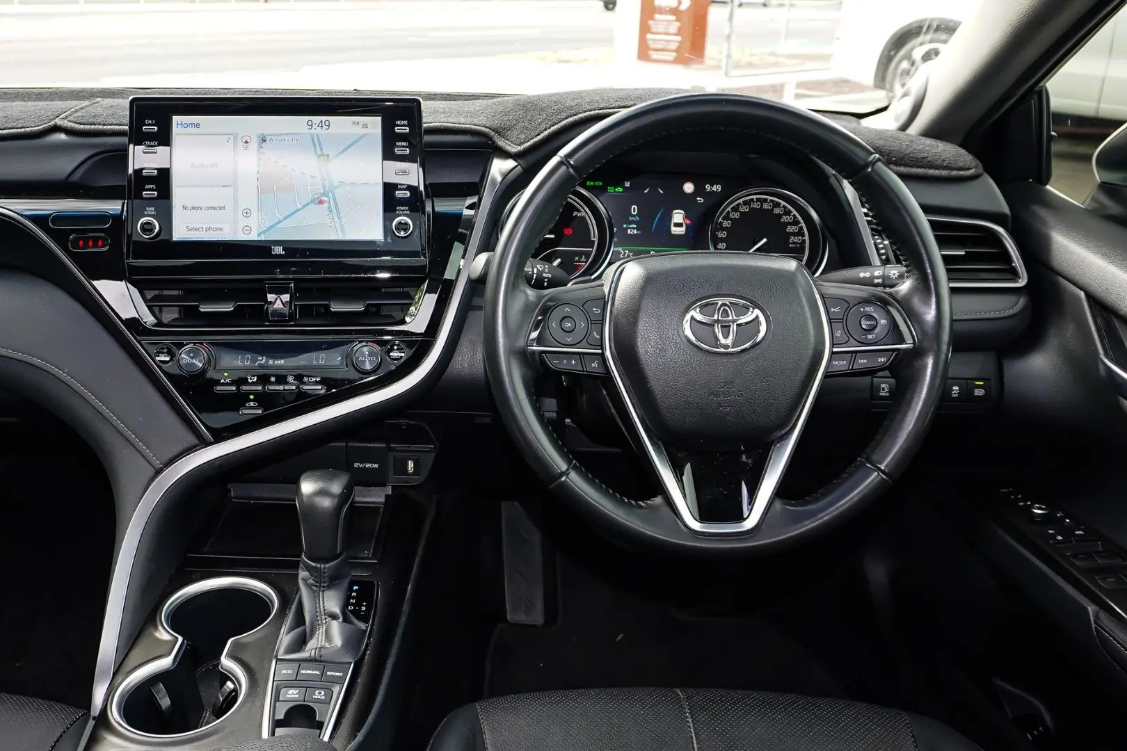 2024 Toyota Camry Gallery Image 8