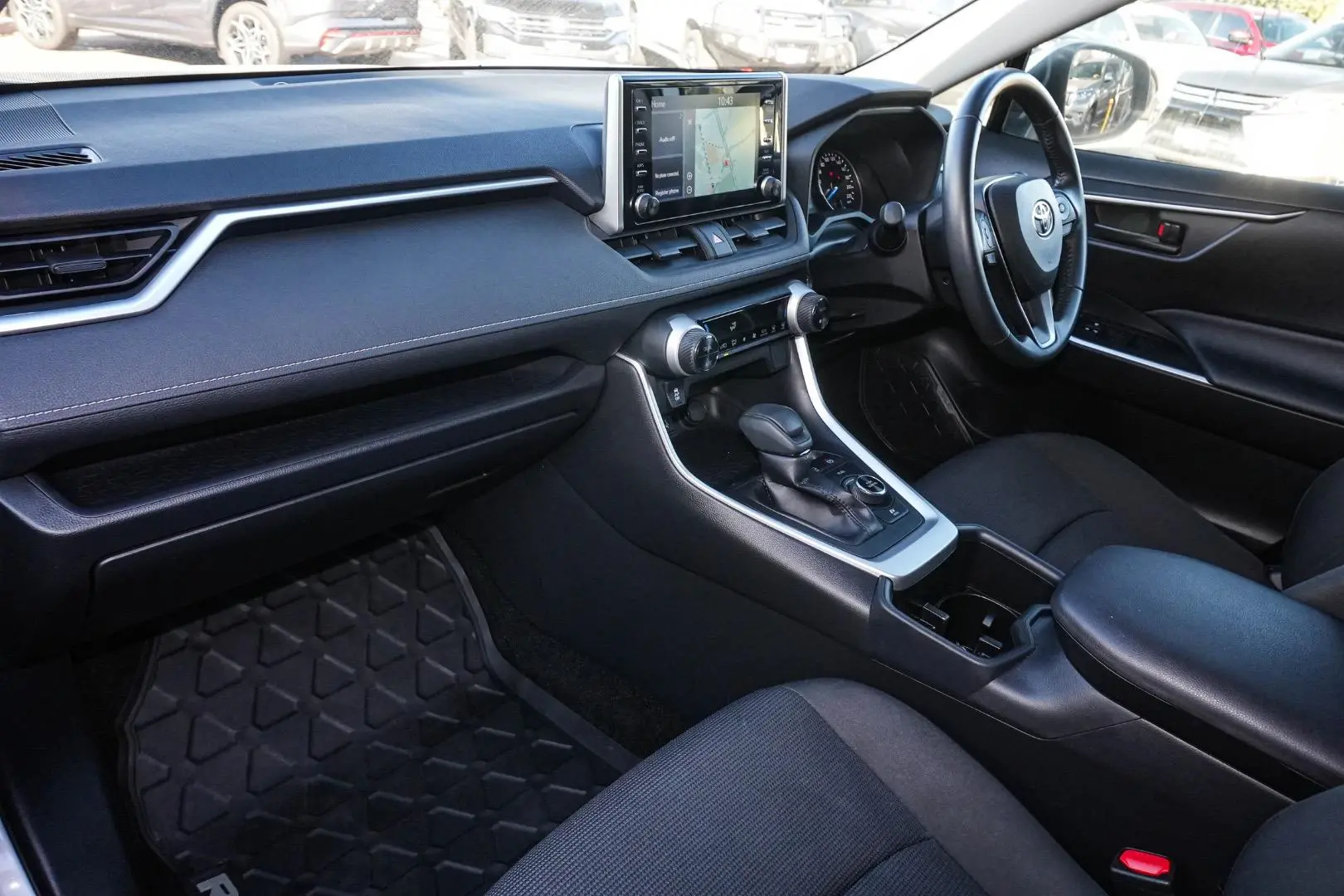 2022 Toyota RAV4 Gallery Image 10