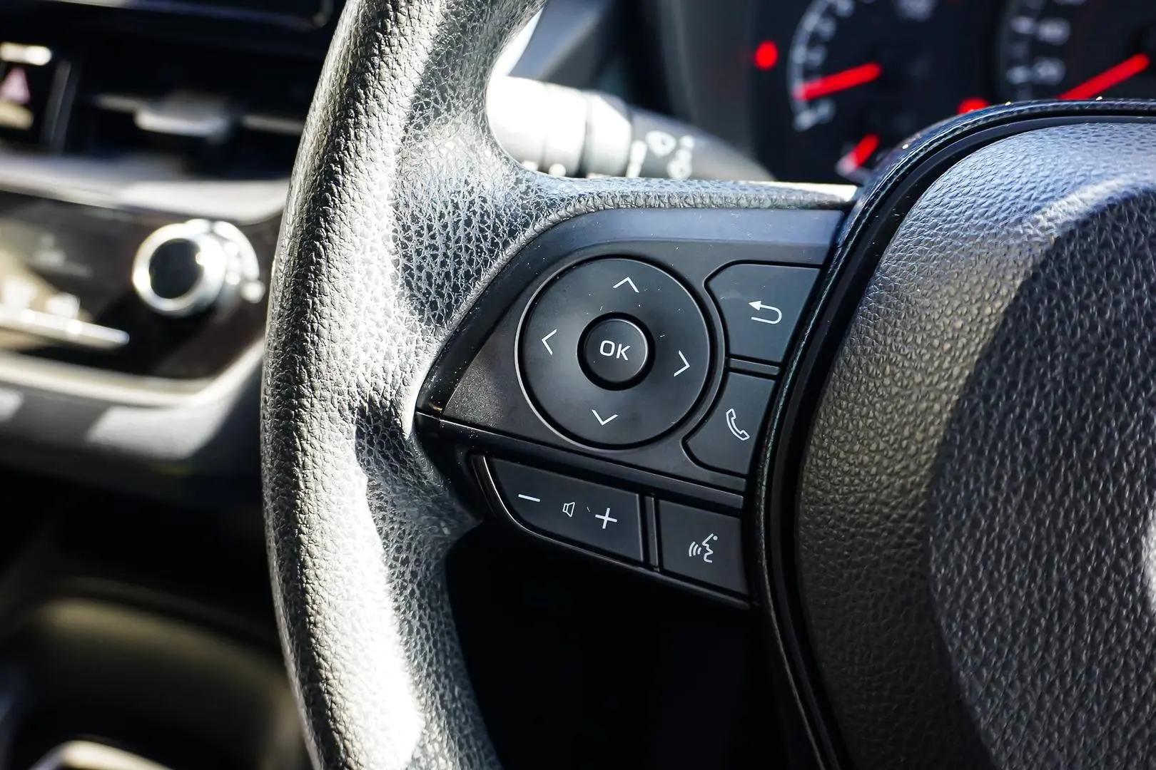 2019 Toyota Corolla Gallery Image 18