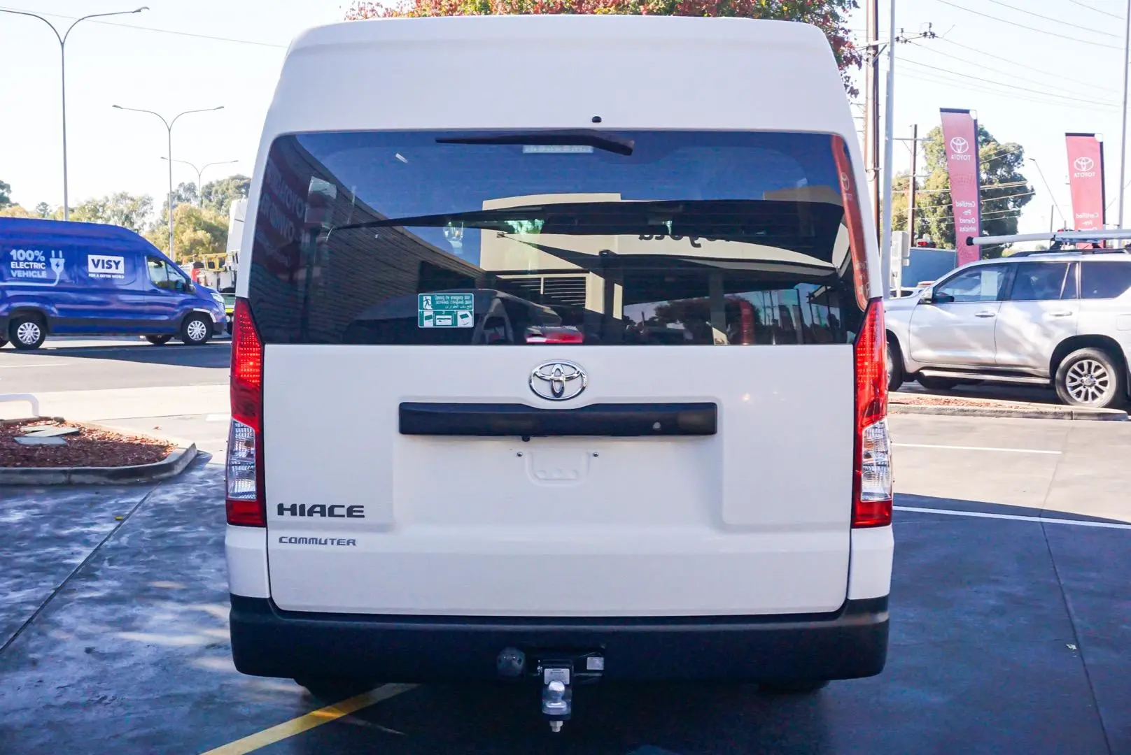 2021 Toyota Hiace Gallery Image 5