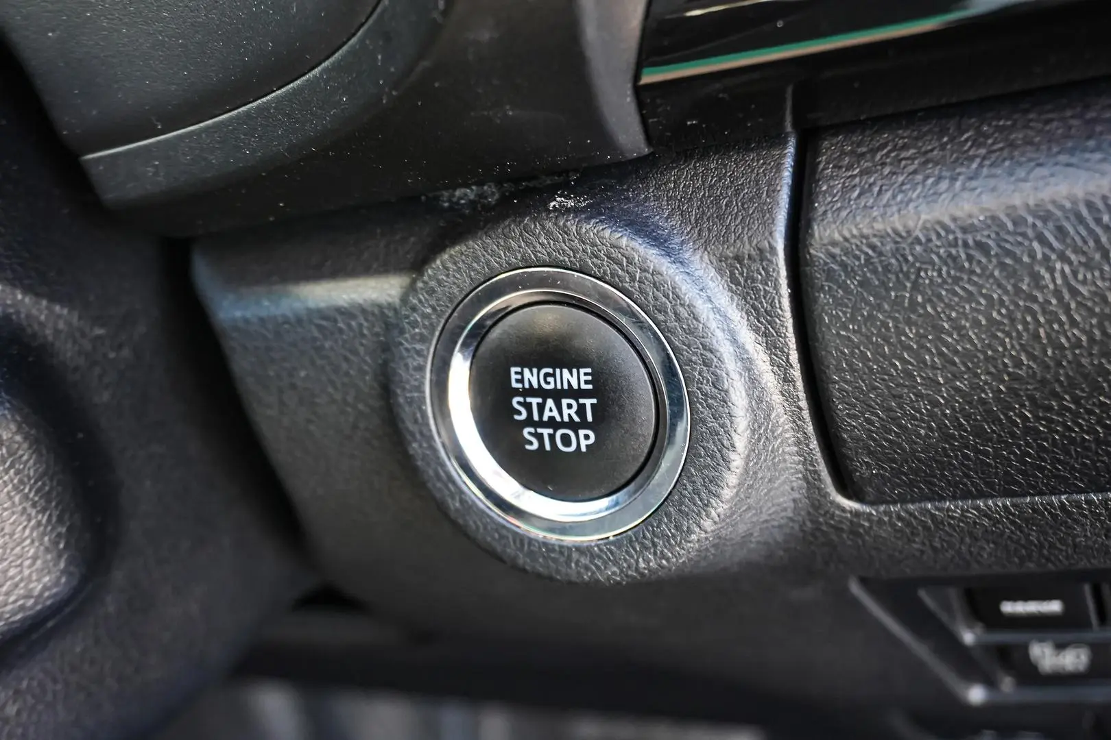 2023 Toyota Hilux Gallery Image 23