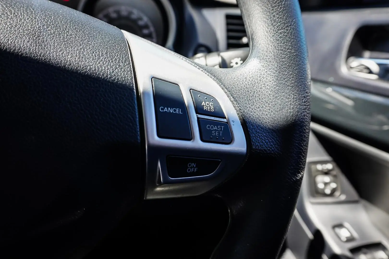 2017 Mitsubishi Lancer Gallery Image 21