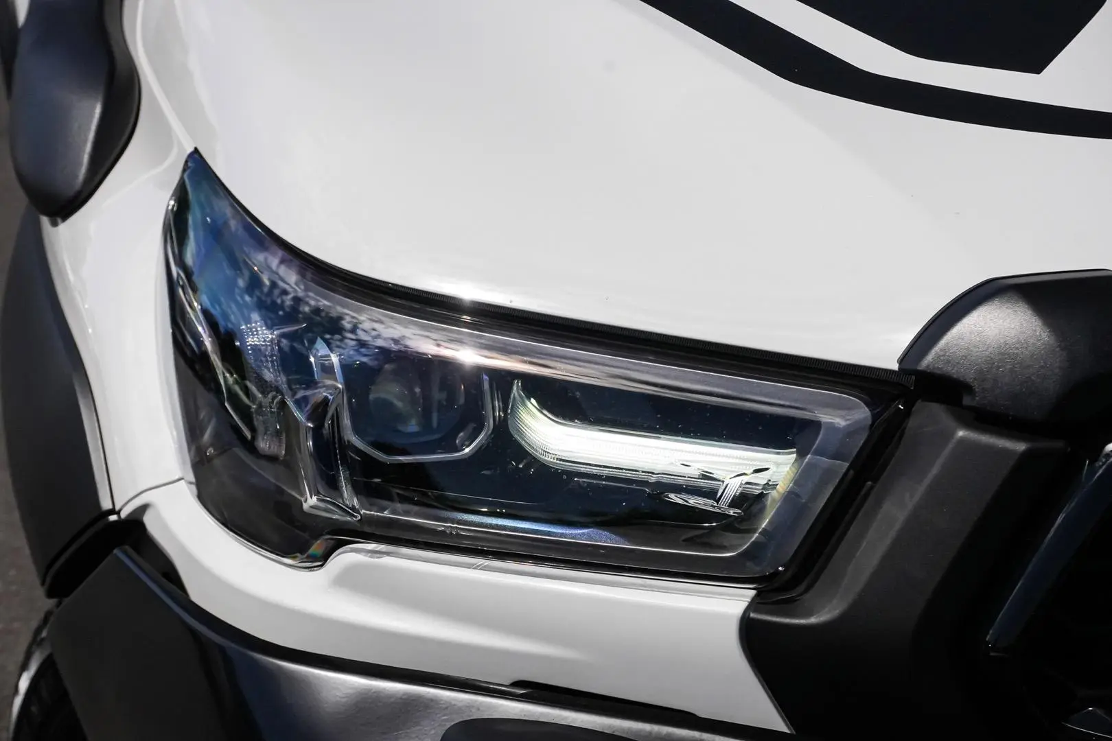 2022 Toyota Hilux Gallery Image 10