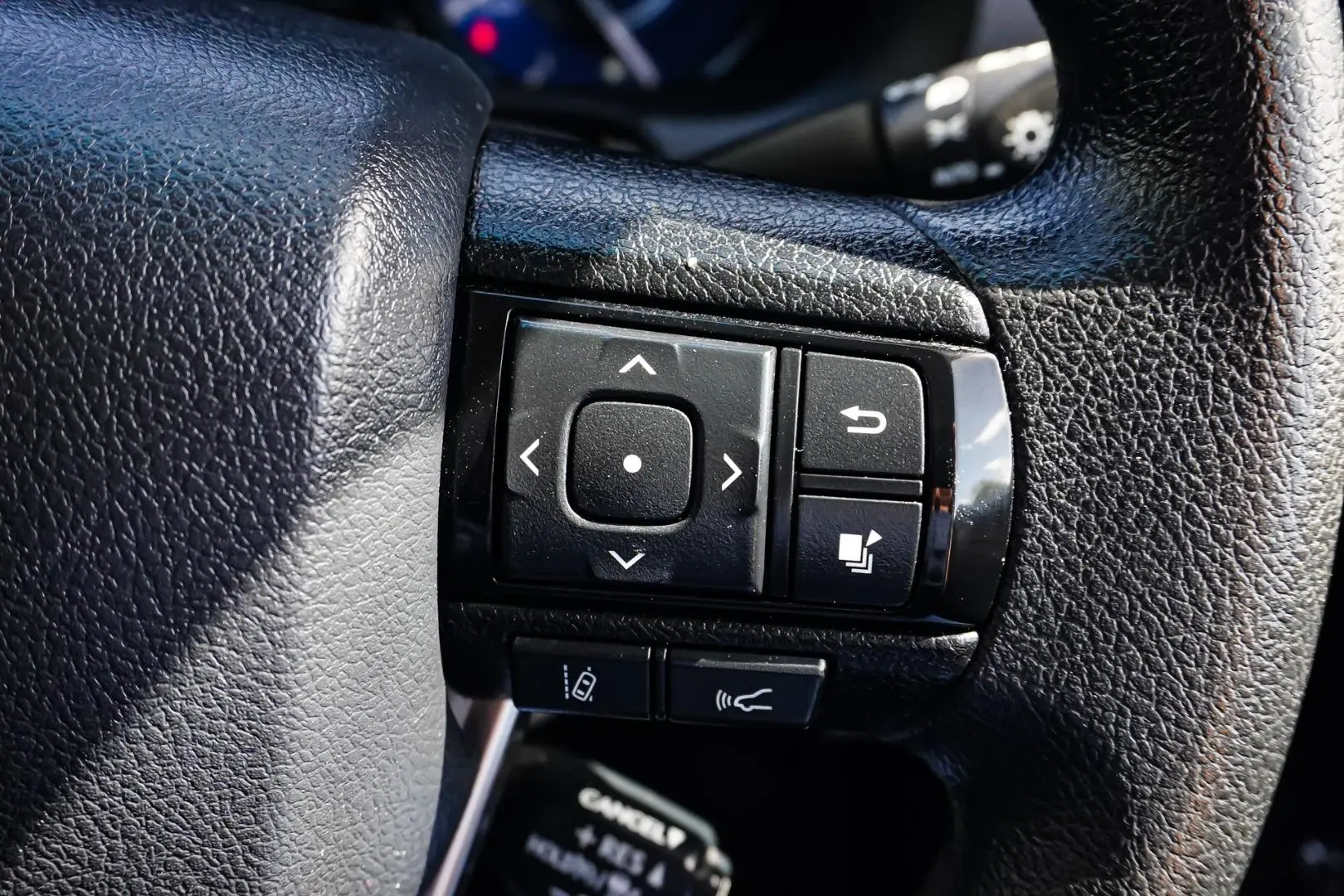 2022 Toyota Fortuner Gallery Image 20