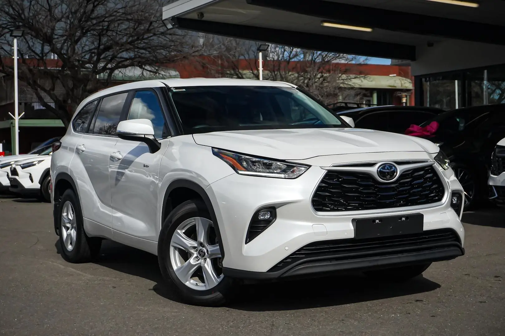 2025 Toyota Kluger Gallery Image 2