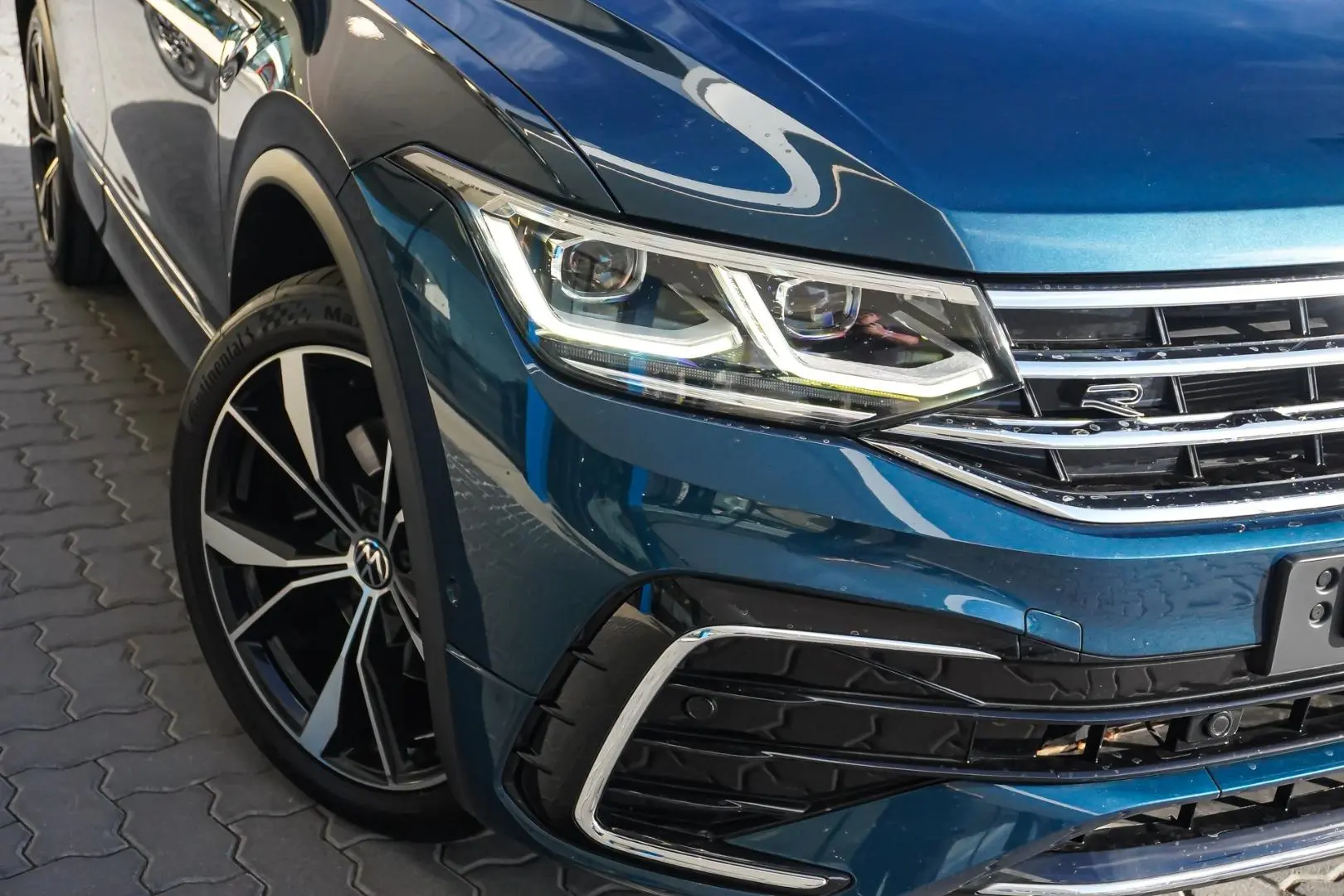 2022 Volkswagen Tiguan Gallery Image 12