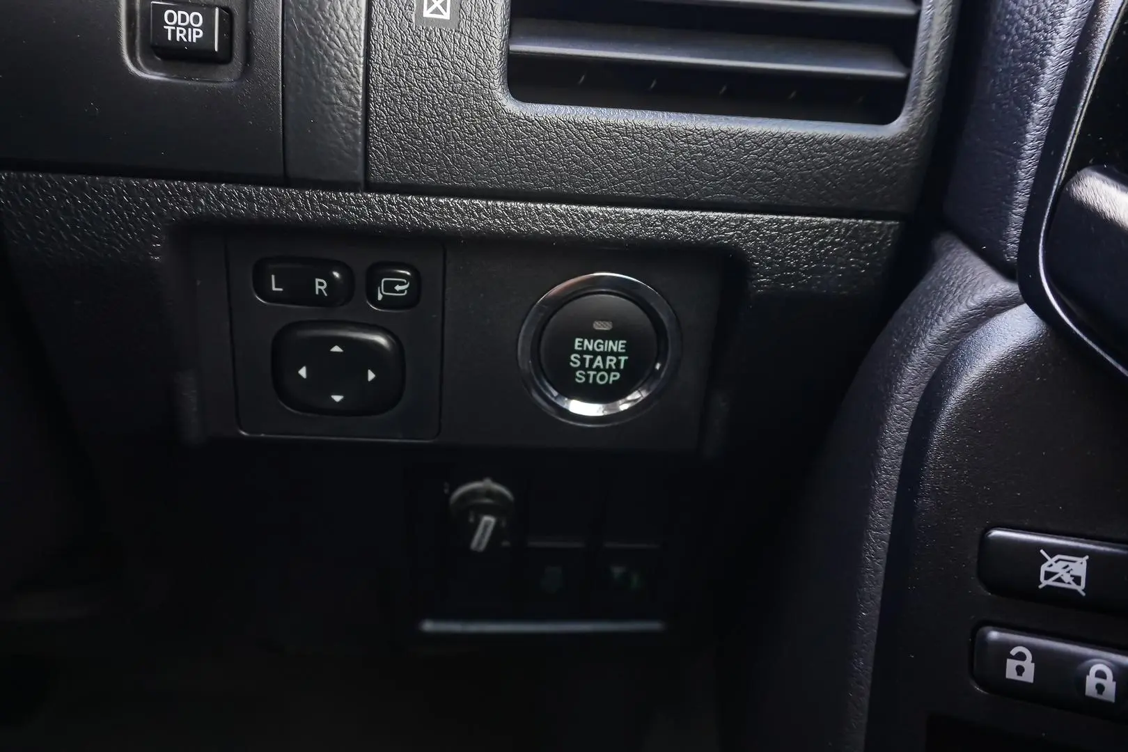 2012 Toyota Landcruiser Prado Gallery Image 22