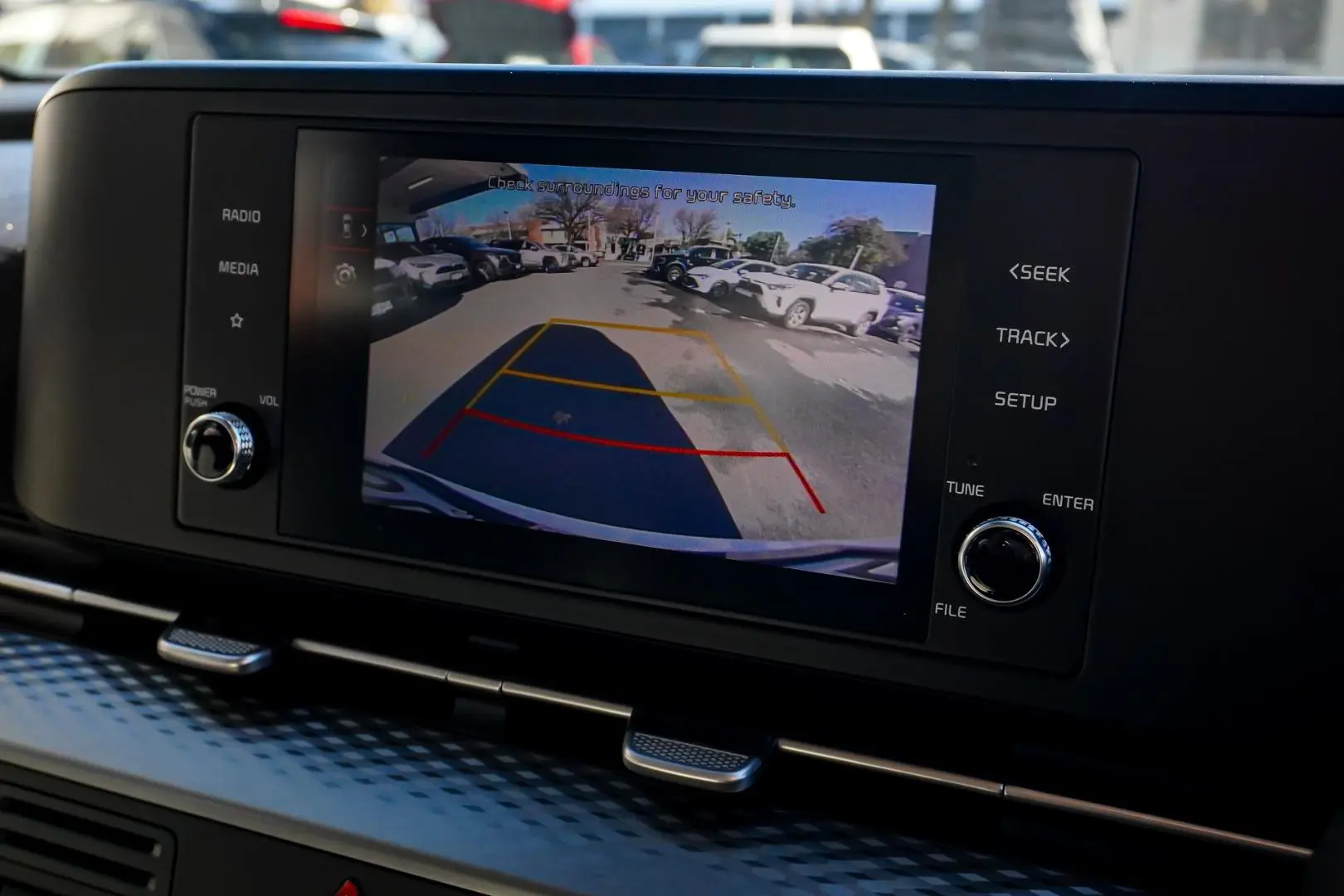 2022 Kia Carnival Gallery Image 22