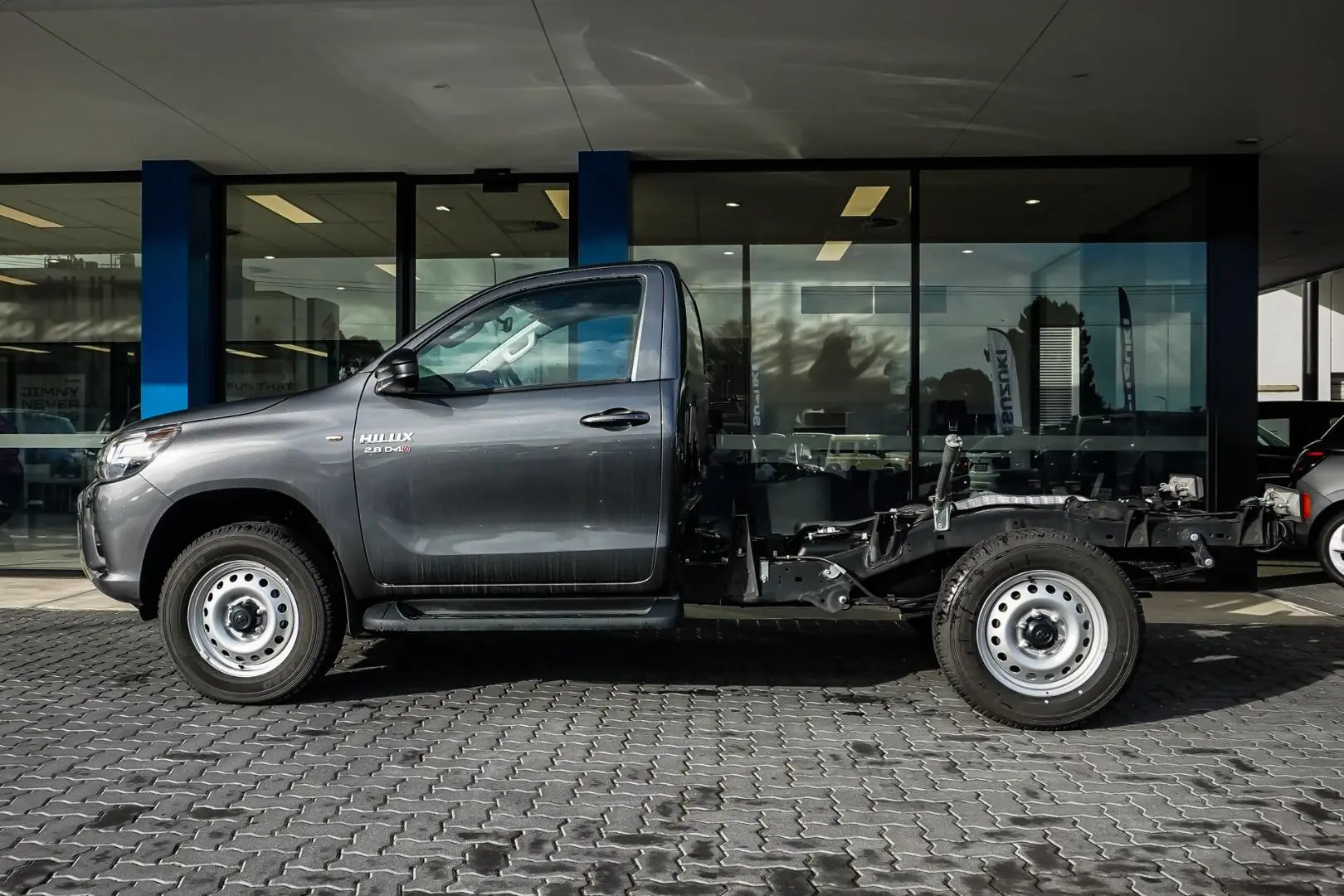 2023 Toyota Hilux Gallery Image 4