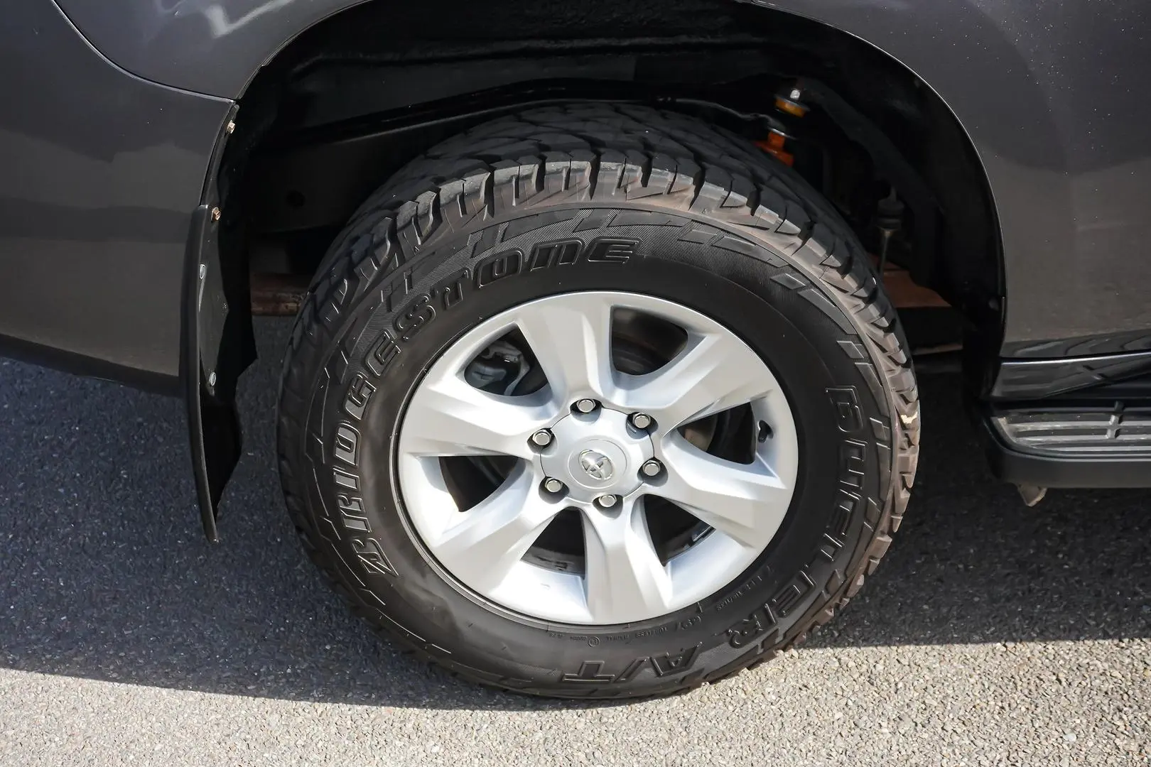 2012 Toyota Landcruiser Prado Gallery Image 16