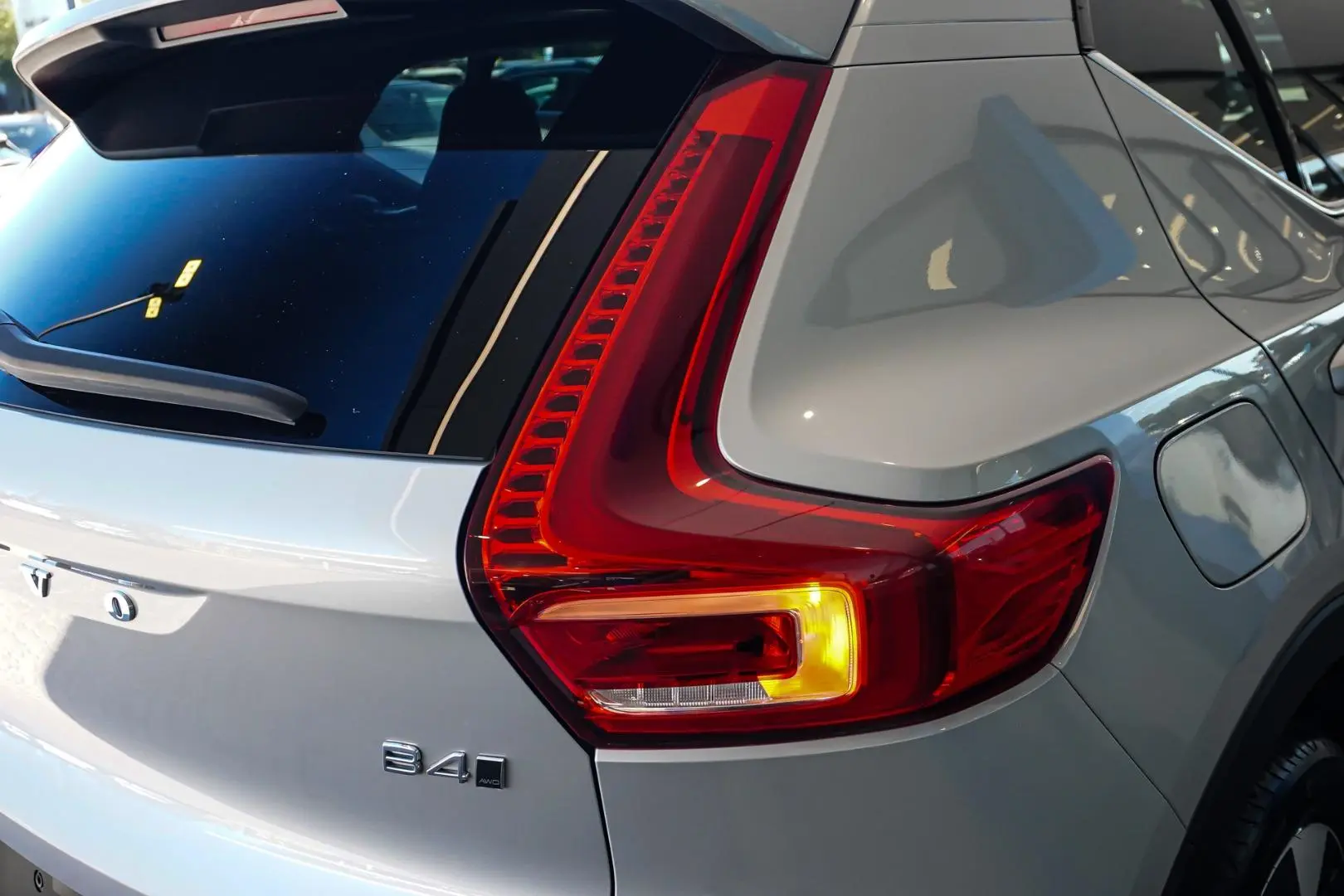 2023 Volvo XC40 Gallery Image 14