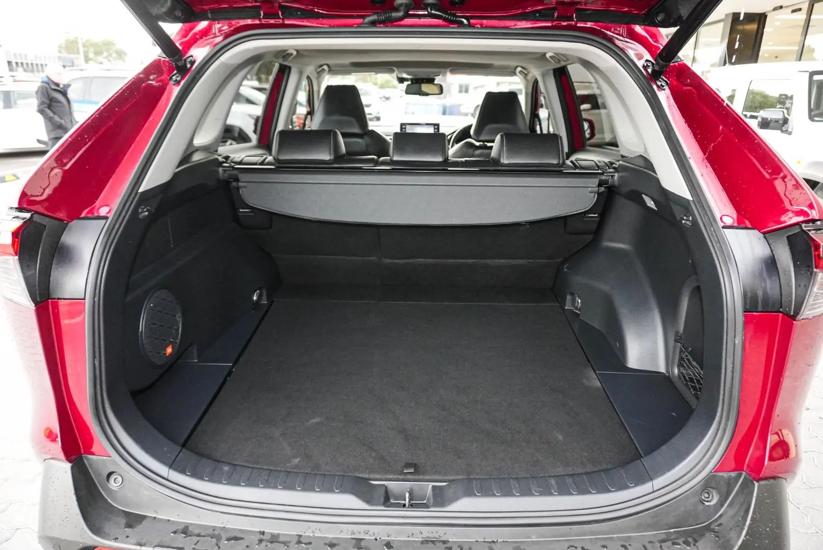 2019 Toyota RAV4 Gallery Image 11