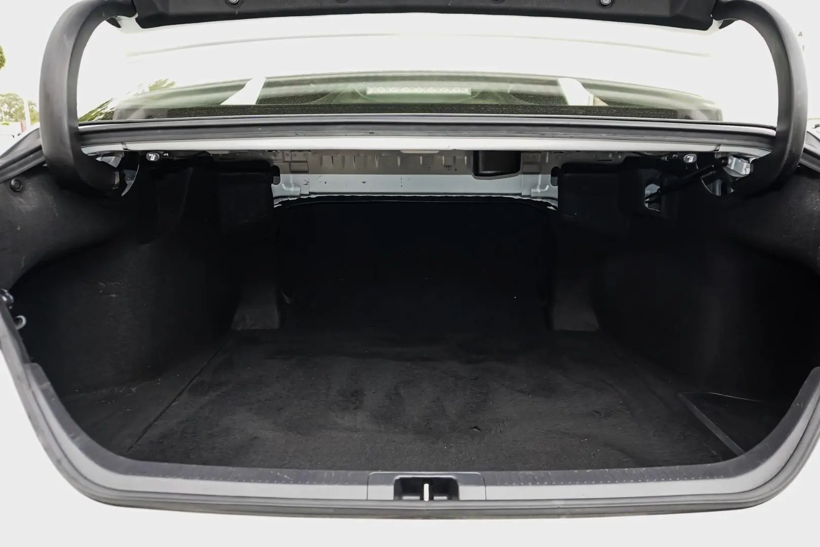 2021 Toyota Camry Gallery Image 10