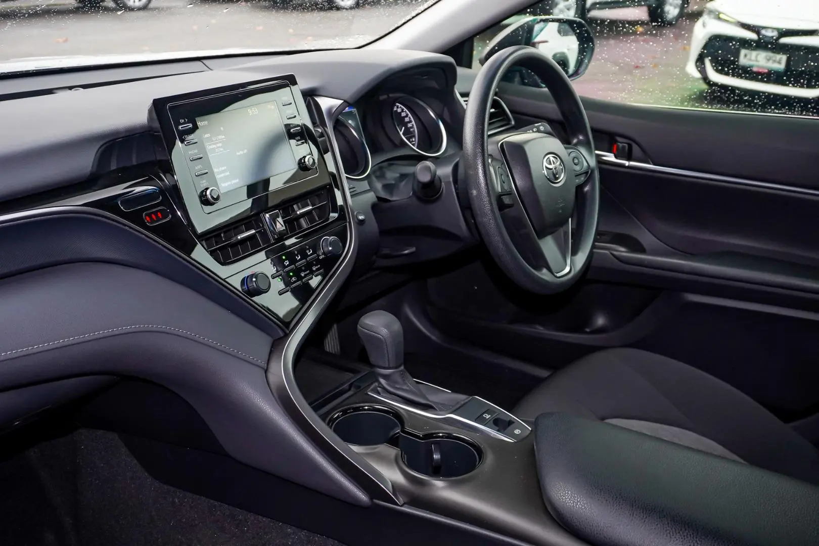 2022 Toyota Camry Gallery Image 10