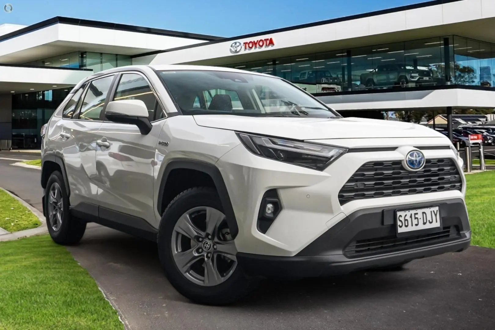 2024 Toyota RAV4 Image