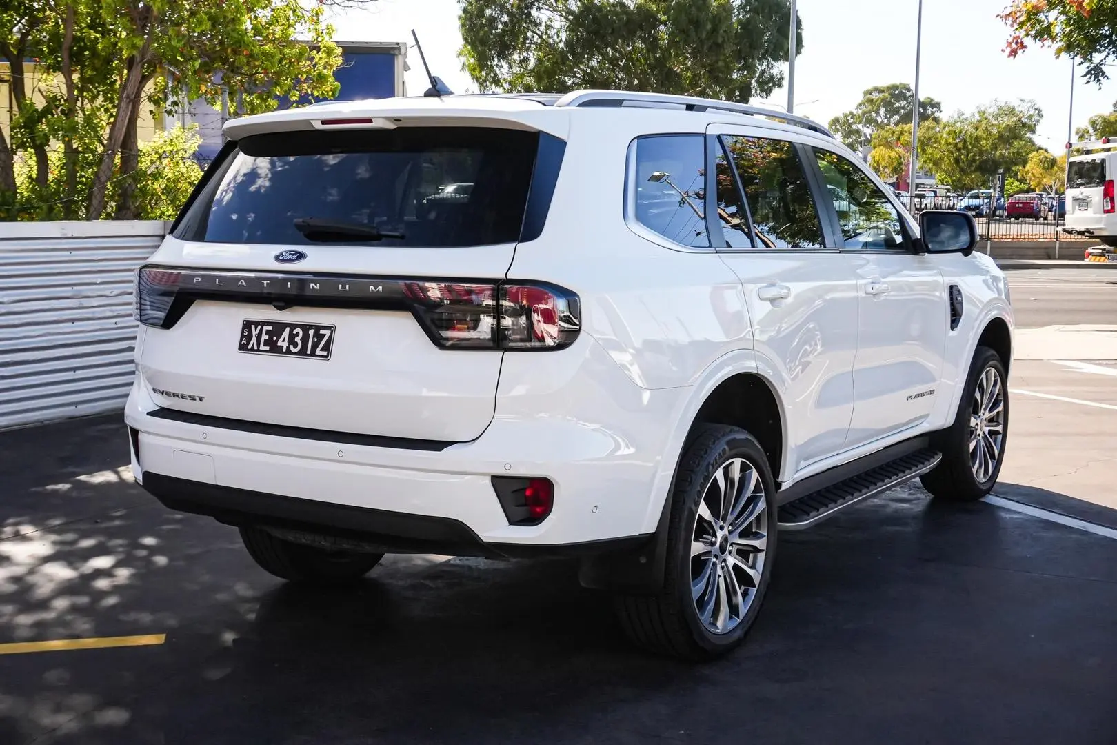 2024 Ford Everest Gallery Image 3