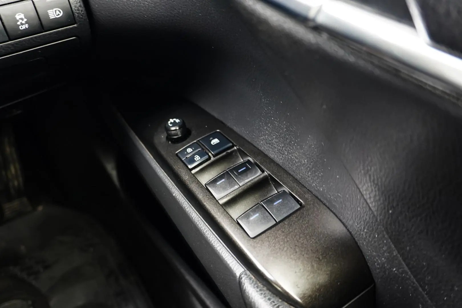 2021 Toyota Camry Gallery Image 22