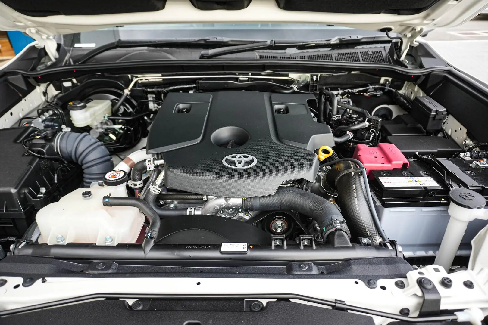 2025 Toyota Hilux Gallery Image 24